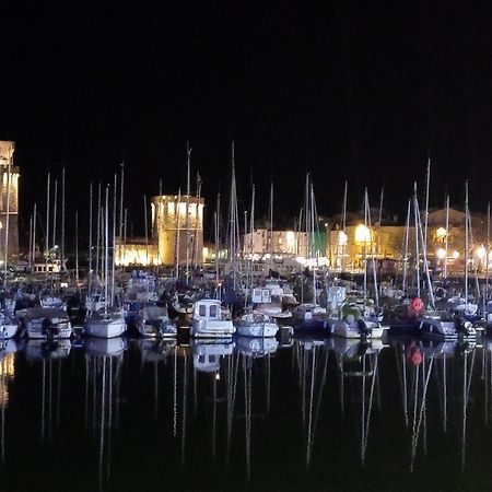 Appartamento Les Arcades, T2 En Hypercentre La Rochelle  Esterno foto